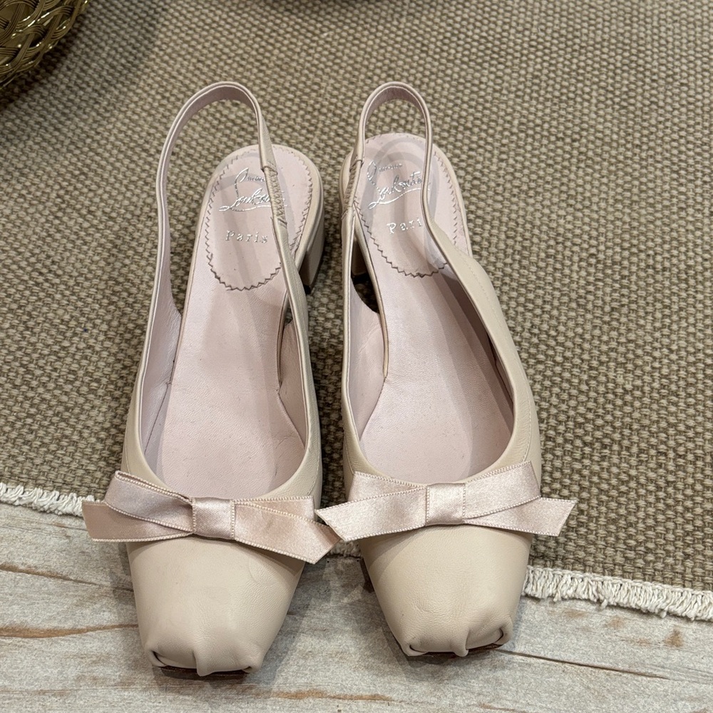 Christian Louboutin Beige Slingback Heels with Red Soles - Picture 3 of 5